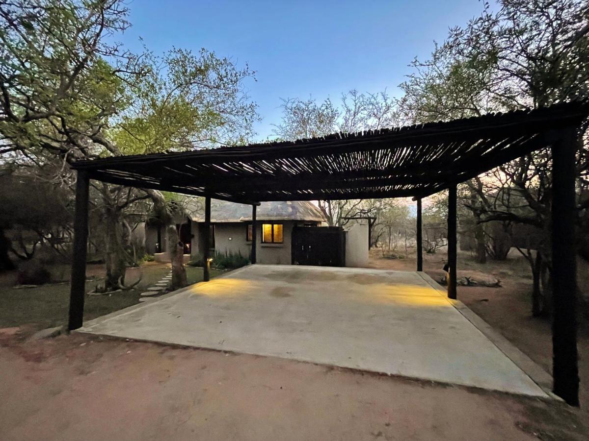 10 Raptors Lodge Hoedspruit Exterior foto